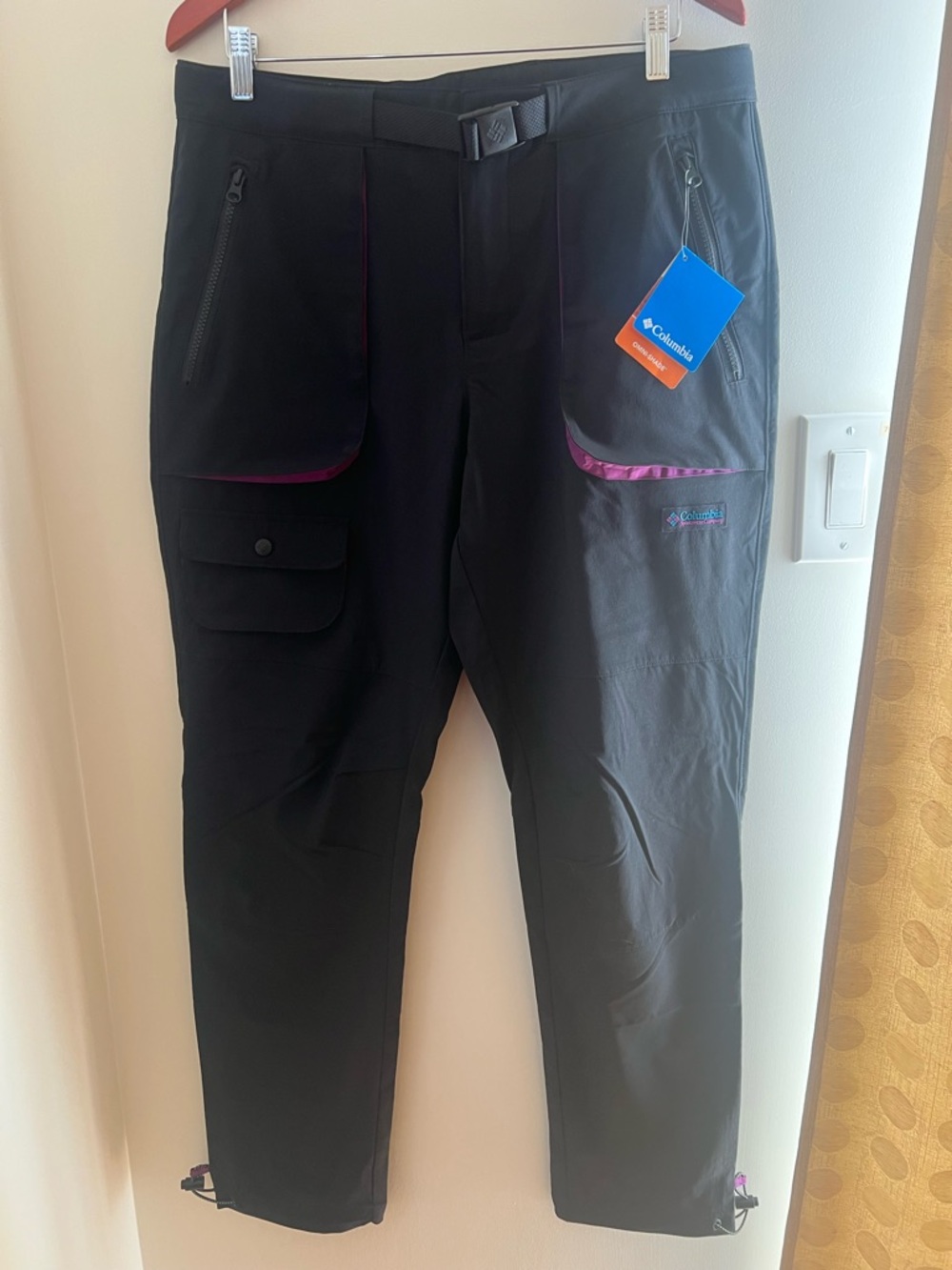 Columbia Men’s Black Cargo Pants with Purple Trim